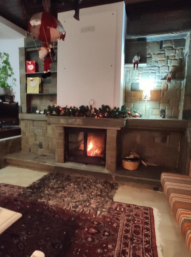 Johnny'S Loft Apartment Agrinio Luaran gambar