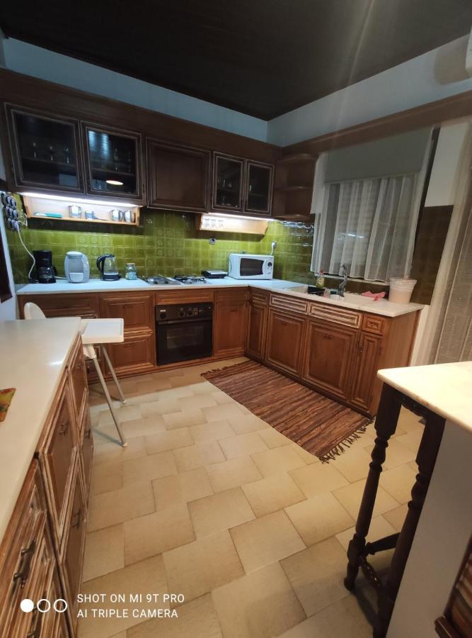 Johnny'S Loft Apartment Agrinio Luaran gambar